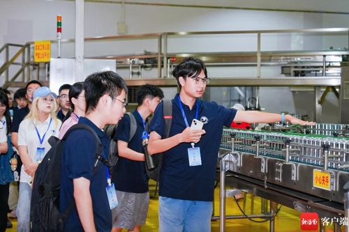 原创组图丨海南陵水黎安国际教育创新试验区携手椰树集团开展社会实践活动教育